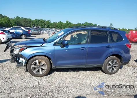 2017 Subaru Forester 2.5I Premium z USA, uszkodzony, nr VIN JF2SJAEC0HH558010